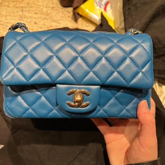 Chanel mini Flap - Picture 1 of 5